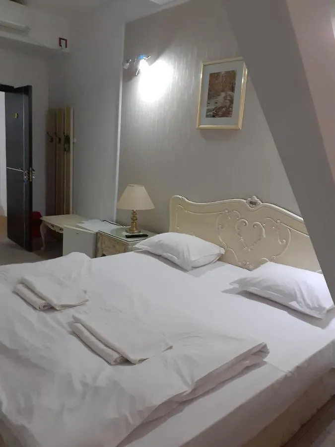 Nevis Fundeni Hotell Bukarest Rumänien