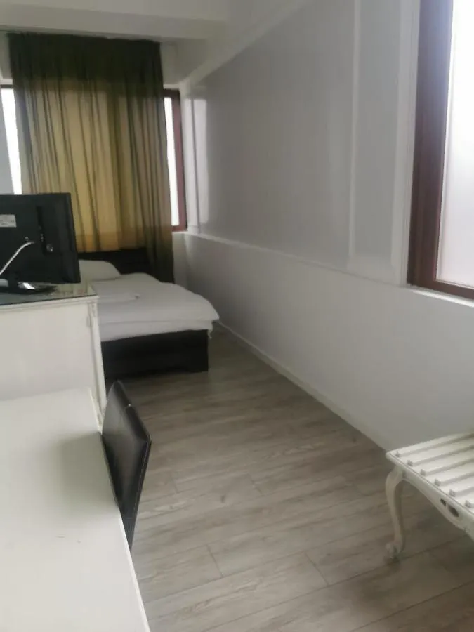 Nevis Fundeni Hotell Bukarest 0*,  Rumänien