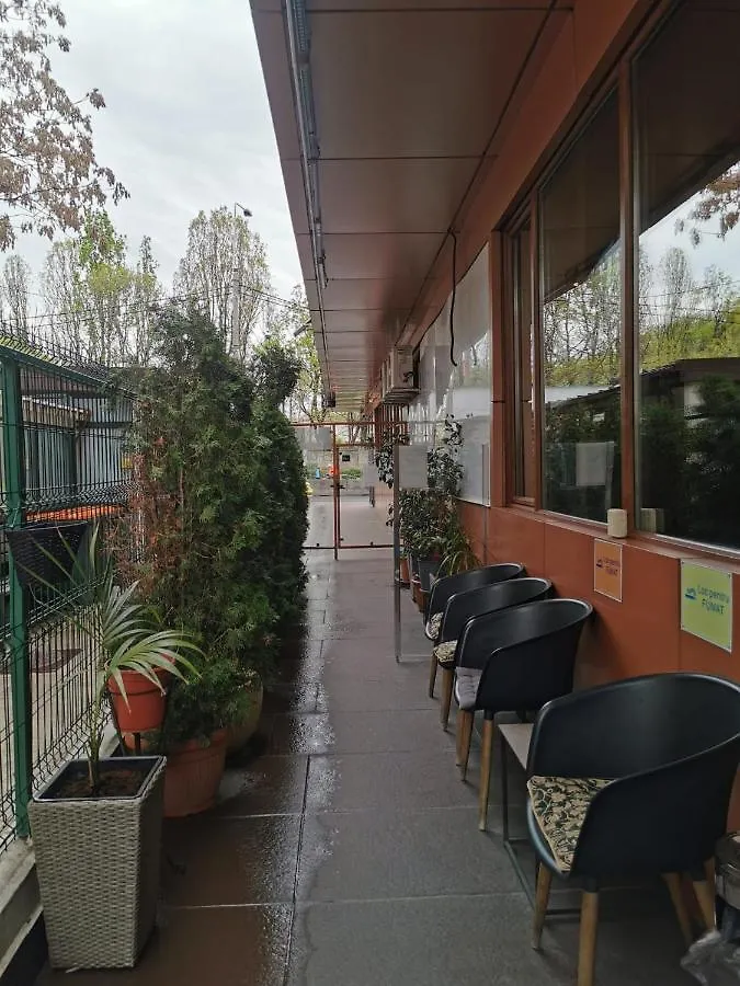 Nevis Fundeni Hotell Bukarest Rumänien